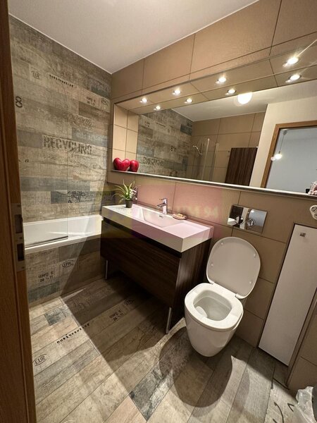 Vanzare apartment 3camere duplex NewTown, Dristor-Baba Novac,parcare